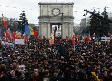 Новые антикоррупционные протесты сплотили разобщенных молдован против недавно сформированного правительства