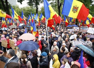 Молдова: давление на гражданское общество растет; правительство не оставляет попыток изменить избирательную систему